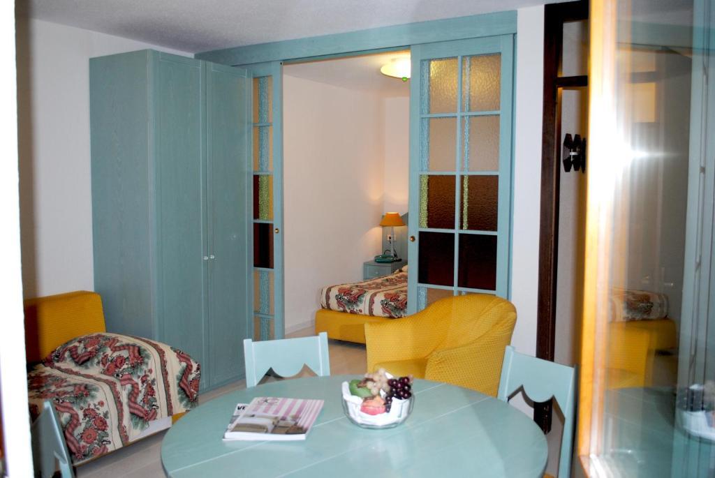 Residence Antares Madonna Δωμάτιο φωτογραφία